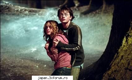 Emma Watson alias Hermione Jane Granger - da emma e foarte dragutza :D - Harry Potter